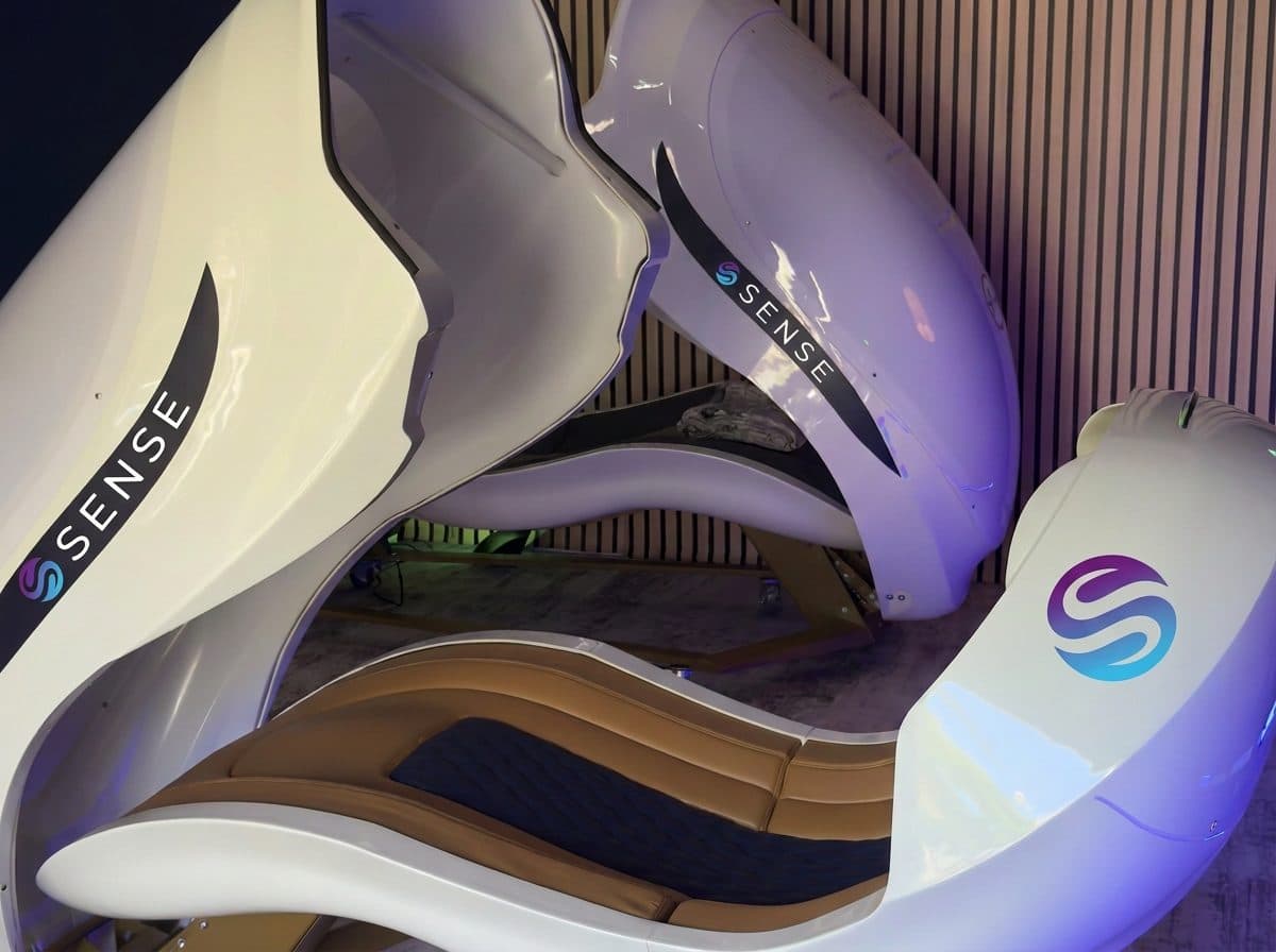 Les deux capsules Sense côte à côte